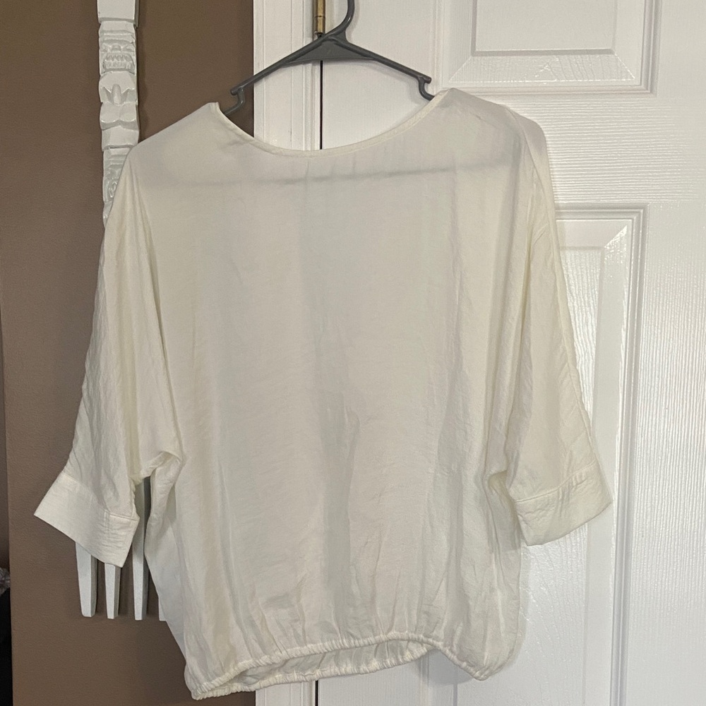 Tart Women's Off-White Blouse